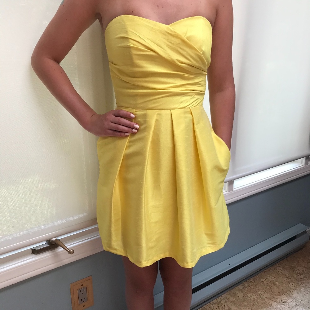 ALFRED SUNG Yellow Cocktail Dress